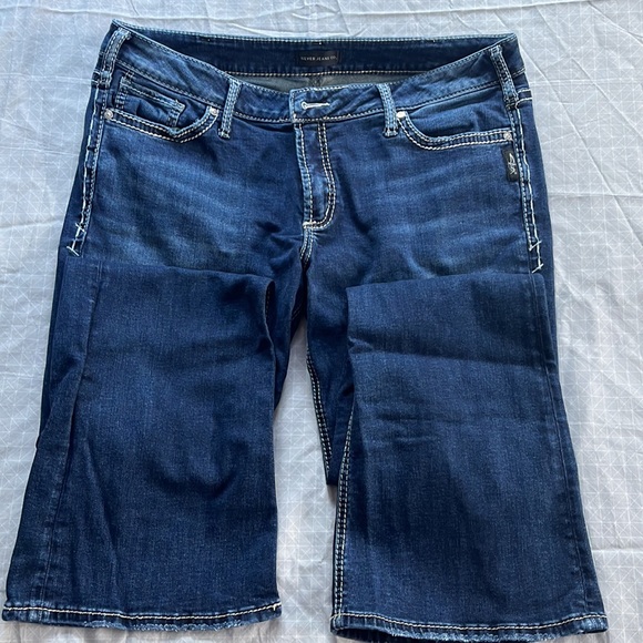 Women’s Silver Jeans - Picture 3 of 5